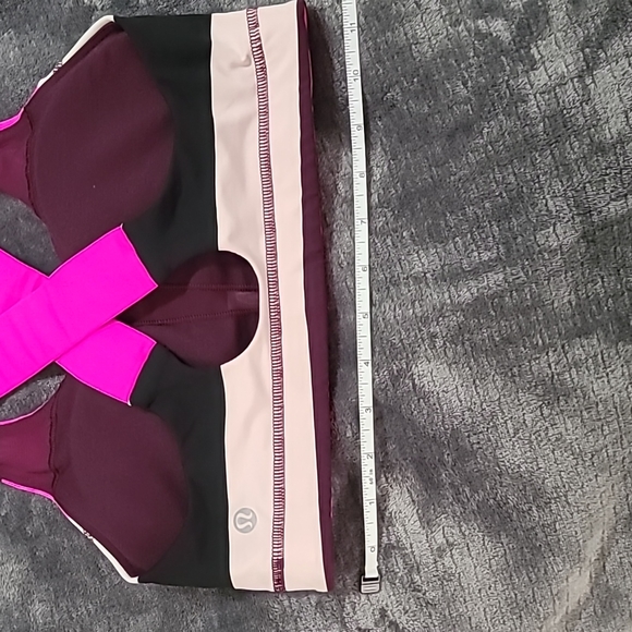 Lululemon sports bra - Picture 4 of 6